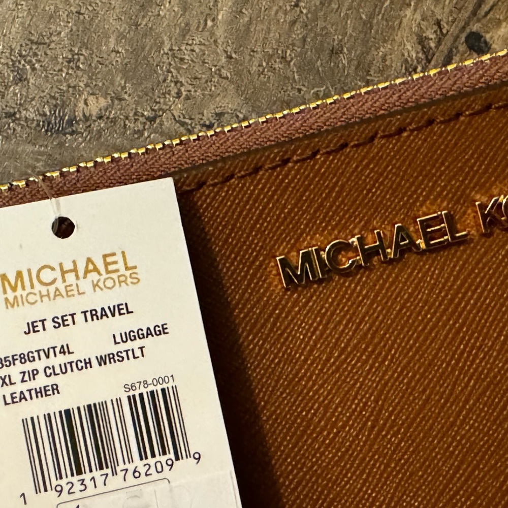 Michael Kors Jet Set Travel XL Zip Clutch Wristlet Leather New - Picture 4 of 5